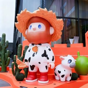 Cartoon Character Sculpture 03